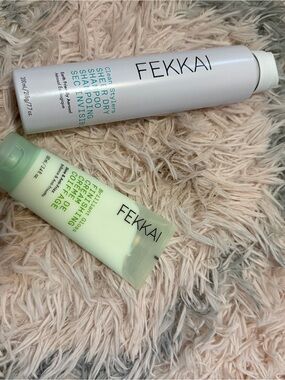 Green & White Styling Set — Sheer Dry Shampoo and Finishing Cream